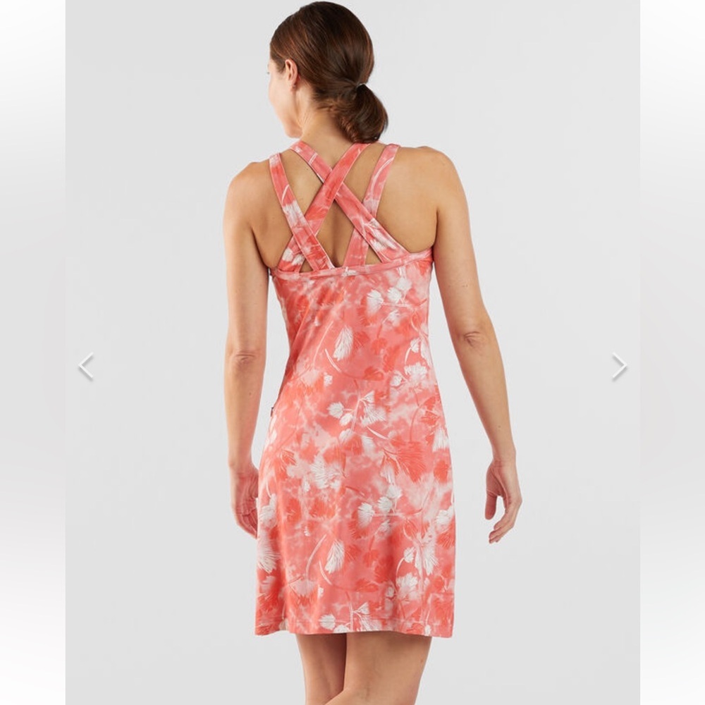 Title nine crique de la vie dress sugar pin  print size small new hiking camping